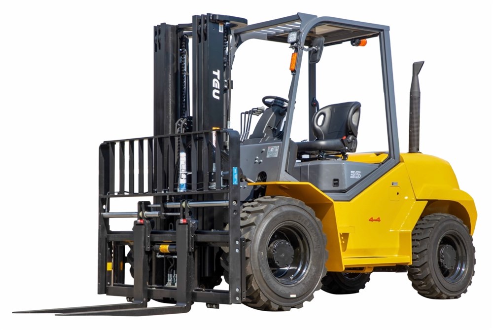 Chariot élévateur diesel TEU tout terrain capacité 3500 Kg